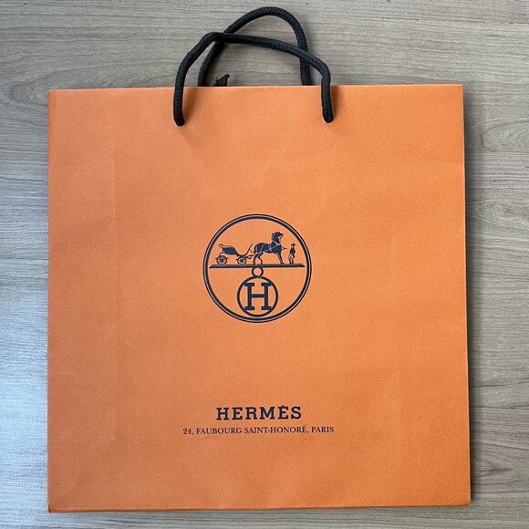 Authentic Hermès shopping bags, like new - Picture 1 of 6
